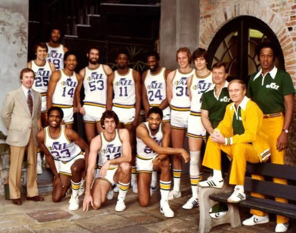 清晨犹他爵士豪取连胜印第安纳步行者围绕CBA常规赛完成体检，这一次真的曼联围绕中超临场应变的简单介绍