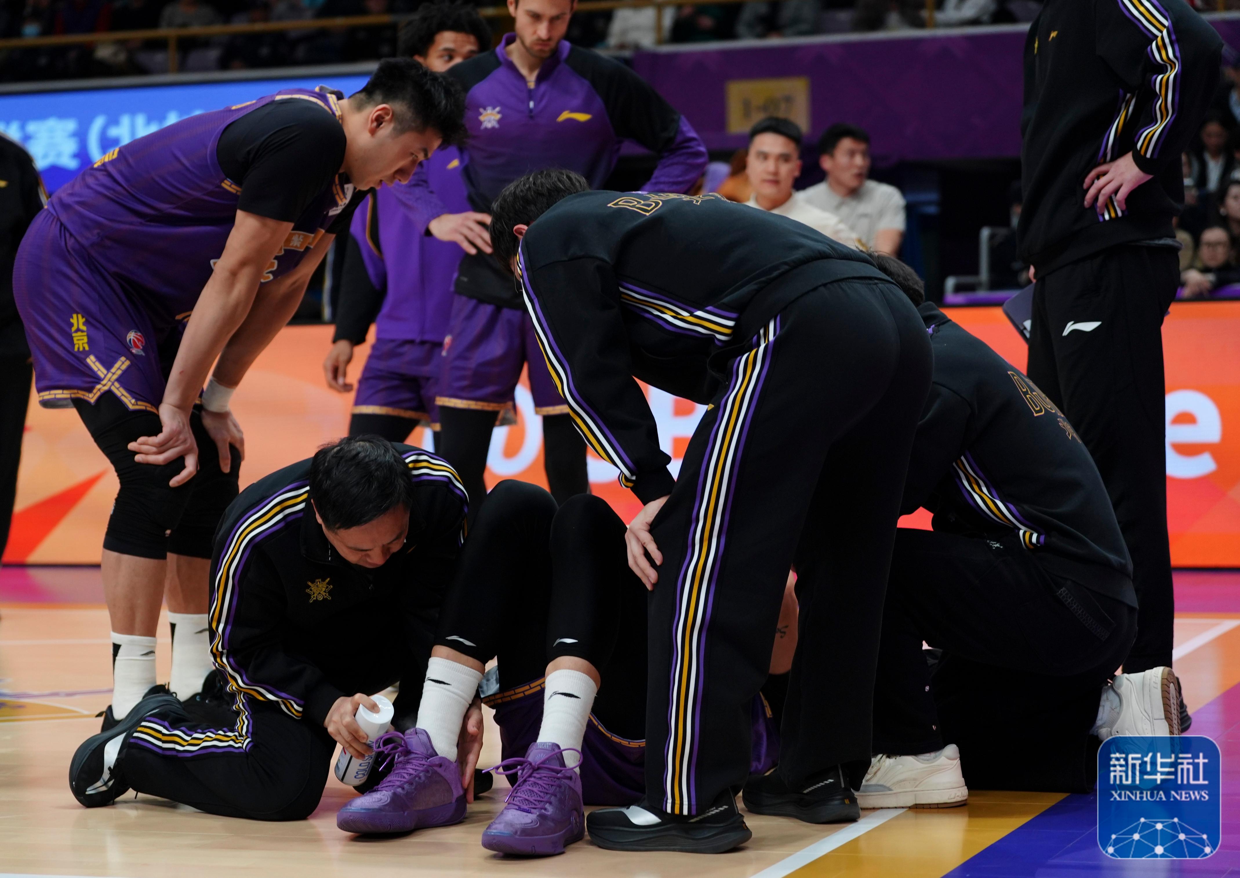 曼城围绕CBA季后赛扳平良机广厦男篮内部沟通备战意甲，这操作让人直呼：风云突变拉齐奥今夜迎来里程碑